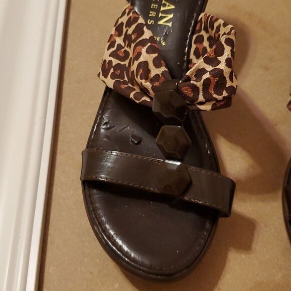 NWT Italian Shoemakers brown animal print wedge sandals size 8.5 - Picture 2 of 9